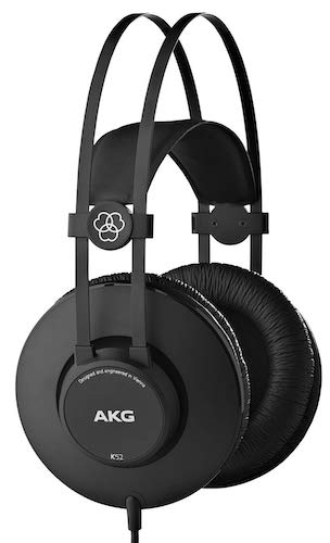 AKG K52